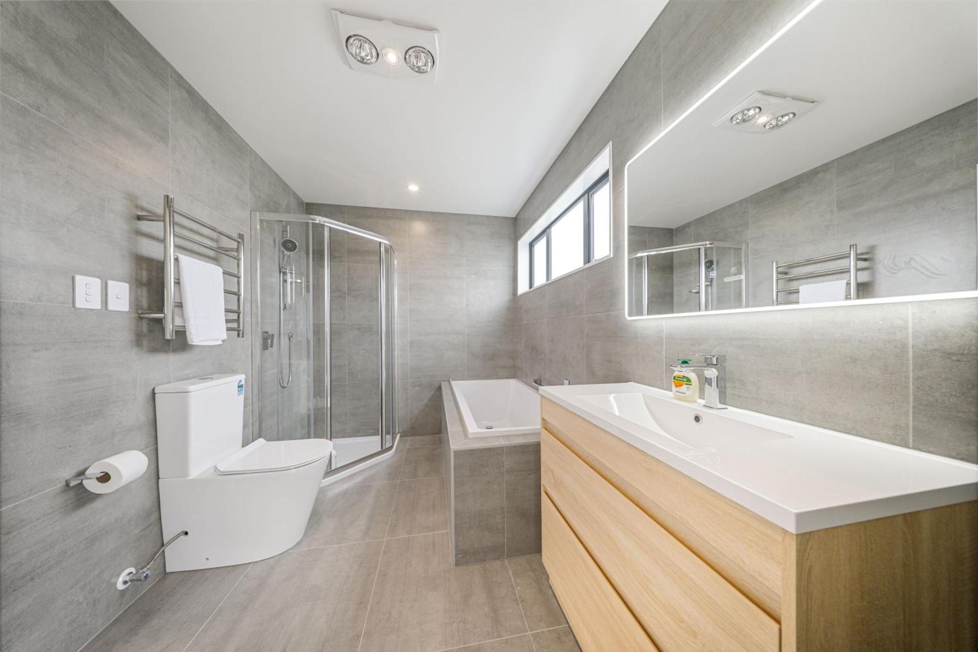 West Harbour Modern 4-Bedroom Retreat Auckland Buitenkant foto