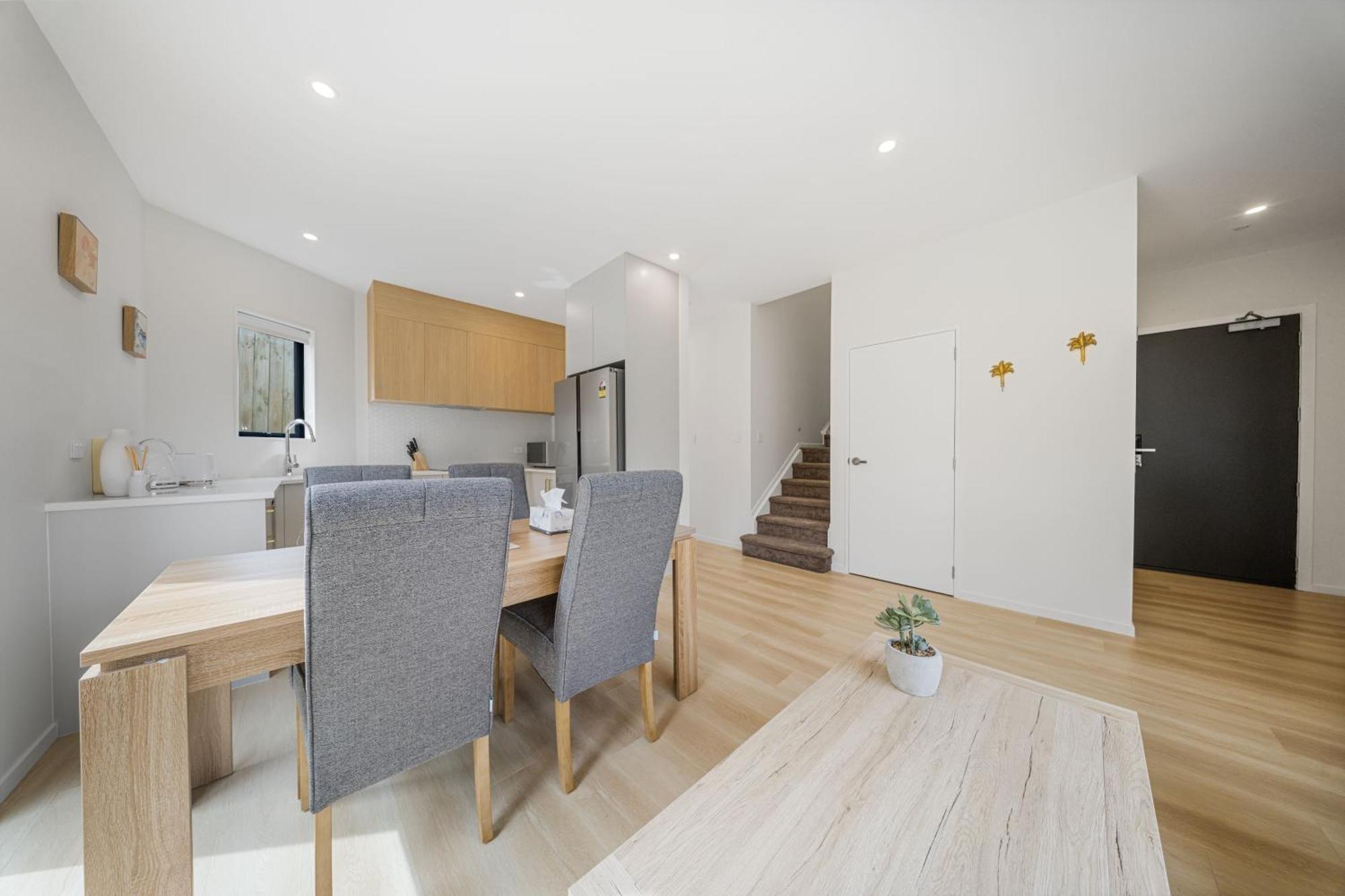 West Harbour Modern 4-Bedroom Retreat Auckland Buitenkant foto